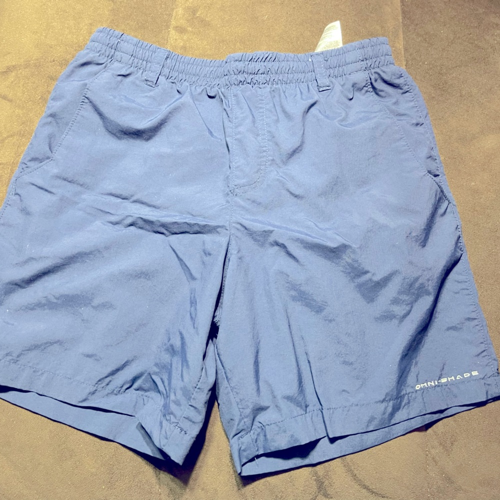 COPY - Columbia shorts size boys large